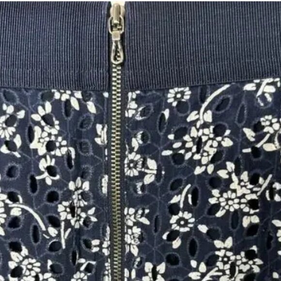 Ann Taylor Pencil Skirt - Navy with  White Floral Eyelet Overlay - Picture 6 of 7